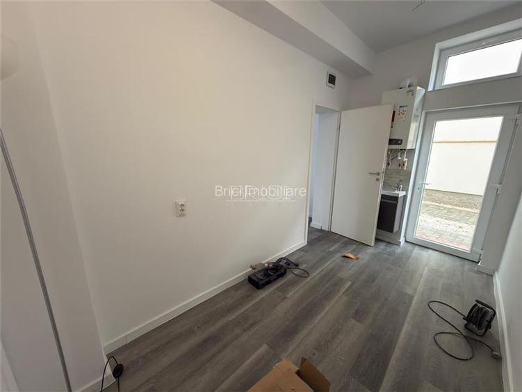 Spatiu comercial, 52mp, Vitrina, Locuri Parcare, zona Avram Iancu - 2