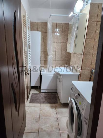 1 camera  decomandat  Simion Barnutiu-Dorobantilor CENTRALA PROPRIE