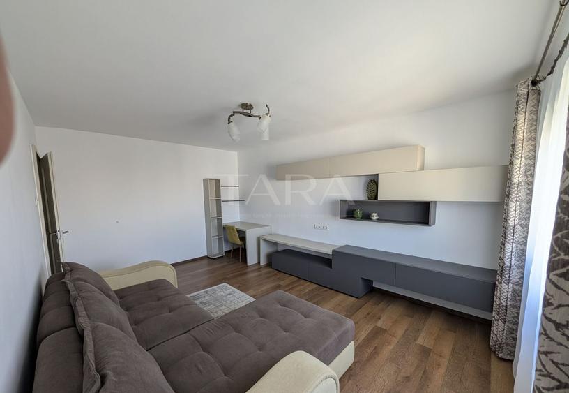 Apartament renovat complet, 2 camere decomandat, zona Gheorgheni.