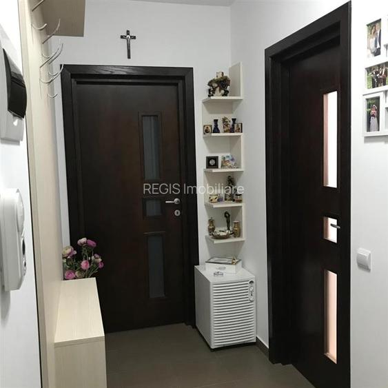 Garsoniera | zona Coresi | AC - 10