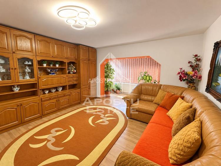 Apartament cu 2 camere, Decomandat, 57mp, zona Freidorf