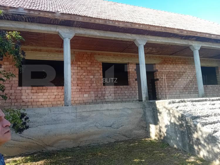 Casa de vanzare, 360 mp, comuna Craciunesti