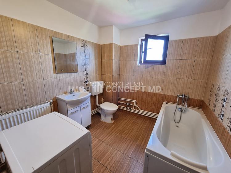 INCHIRIERE apartament 2 camere in bloc la curte zona M Bravu - 12