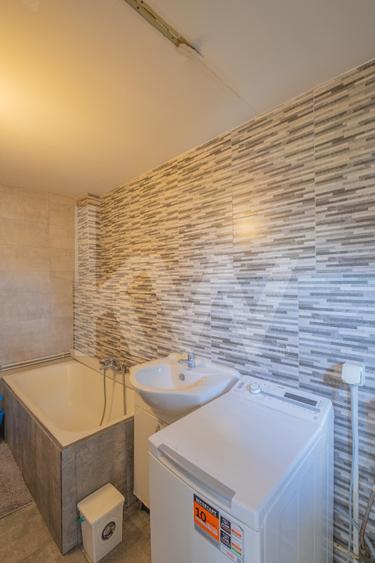 Apartament cu priveliste superba in zona centrala!
