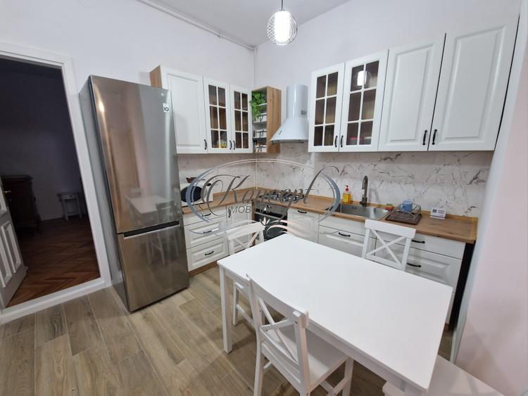 3 camere in vila, zona Horea