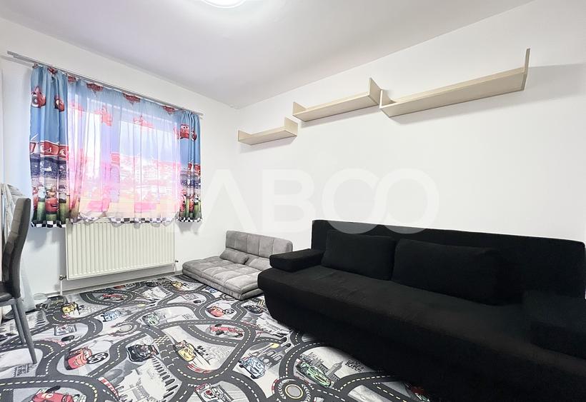 Apartament cu 4 camere in Plopilor cu 2 balcoane si boxa de 10 mp