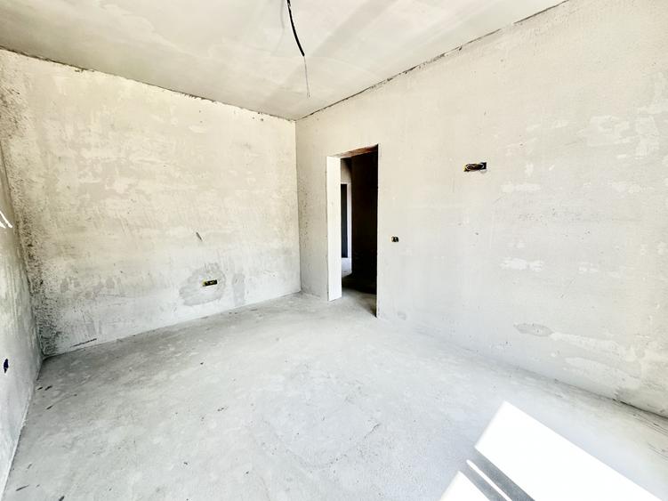 Duplex 4 camere - 250 mp teren - Zona excelenta - Mosnita Noua