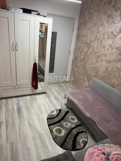 Apartament cu 2 camere decomandat, zona Podu Ros - 4
