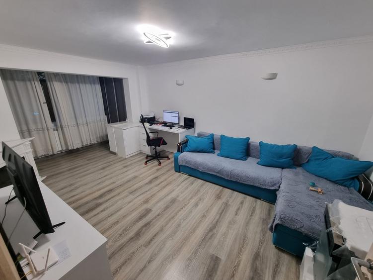 Apartament decomandat 3 camere, zona Tomis Nord