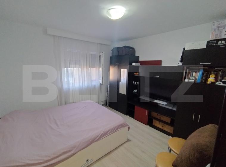 Apartament 3 camere, 72 mp utili, 1 Mai, Pelendava