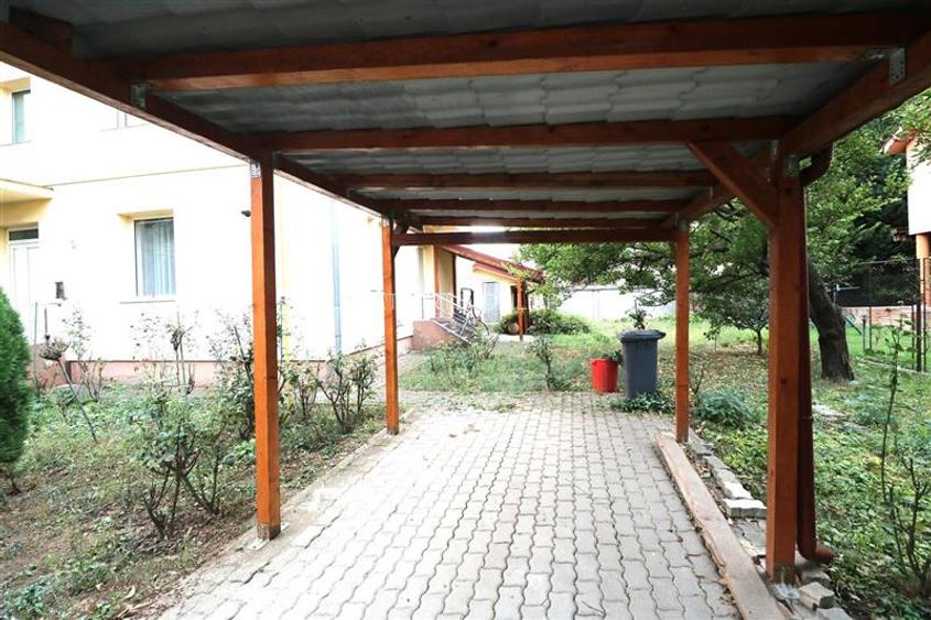 Casa cu 3 camere, curte proprie, centrala proprie zona Aradului - 13