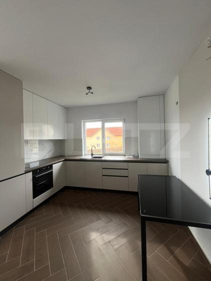 Casă tip duplex, 3 dormitoare, Sâncrai