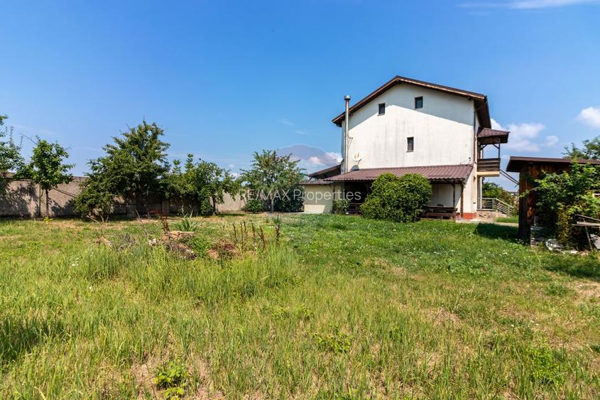 Casă / vilă de vânzare în Balotești | aprox. 350 mp | teren 1.015 mp - 50
