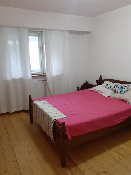 Iancului,Metrou, 3 camere, DECOMANDAT,2 GRUPURI SANITARE,STRADAL,2AC, 80MP