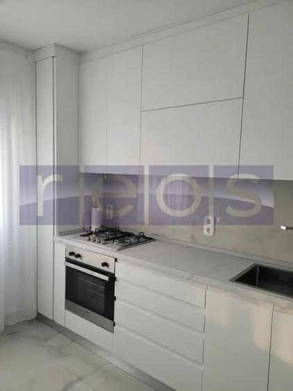 VANZARE 2 CAMERE SEMIDECOMANDAT -TINERETULUI -TIMPURI NOI