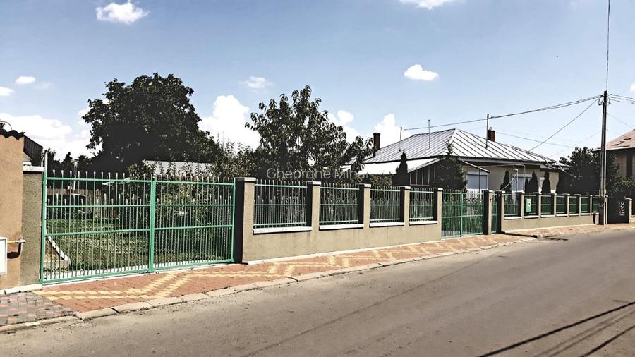 Vand casa individuala  - 2