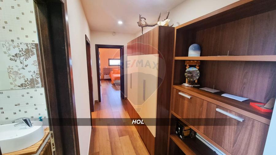 Casa moderna 210 mp, teren 36,5 ari | Buzesti | Comision 0%