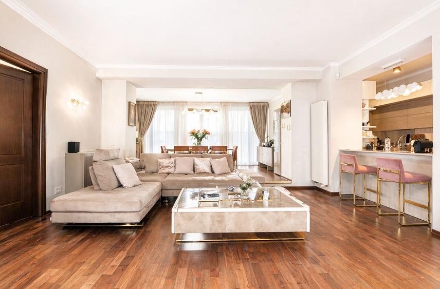 Apartament 4 camere vis a vis de parcul Kiseleff