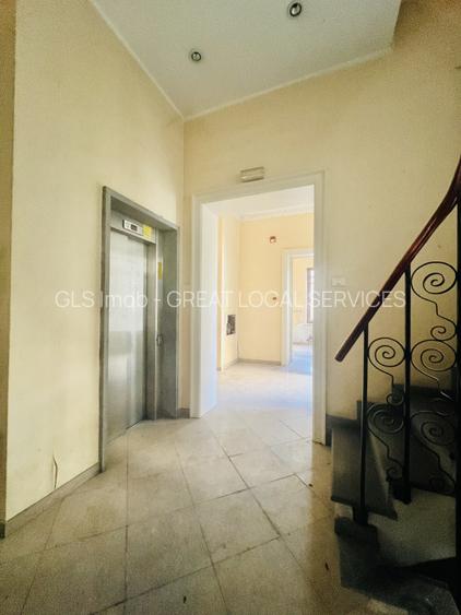 Cladire Reprezentativa, Situata Central, Ideal sediu, Clinica, Birouri, Showroom - 10