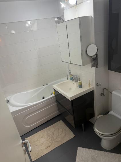 Proprietar ap 3 camere inchiriere