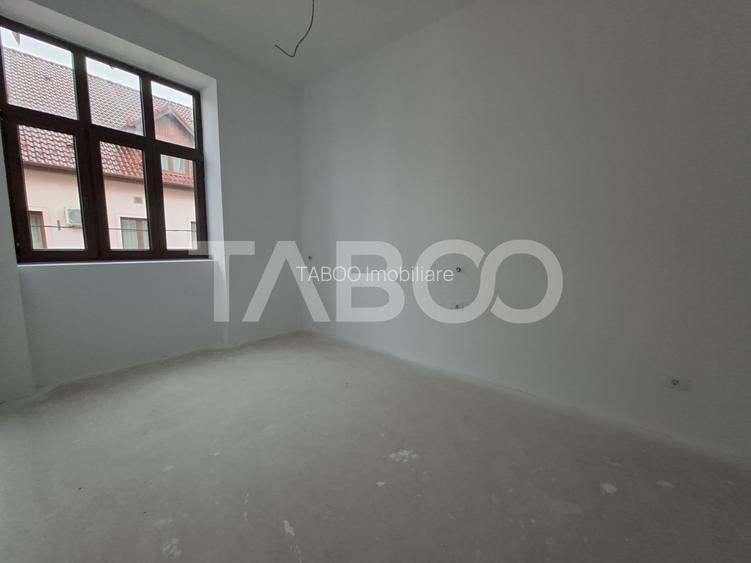 Apartament de vanzare 3 camere 3 bai zona centrala - predare la ALB - 2