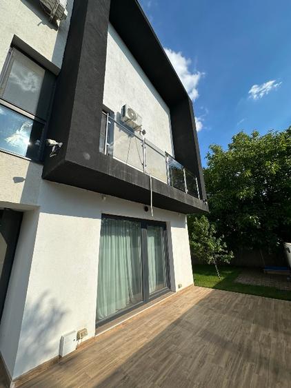 Prop pers fizica -  Vila individuala 6 camere + 4 bai cu panouri si baterie 10kw