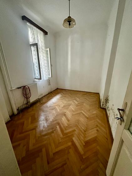 Vila individuala cu 4 camere, garaj in zona Floreasca- Barbu Vacarescu