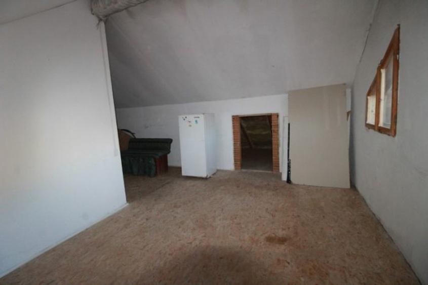 Vanzare casa tip duplex Azuga|23 August|Comision 0%