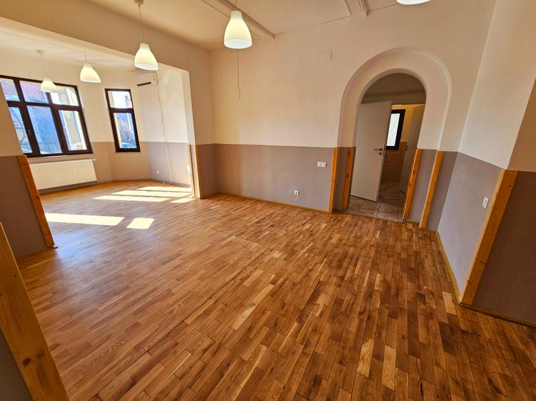 2 Vile Interbelice | Zonă Centrală | Renovate Integral 2024