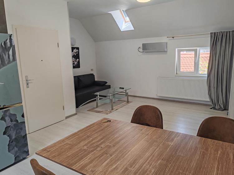 Apartament 3 camere recent renovat, mobilat si utilat nou zona Str. Lunga