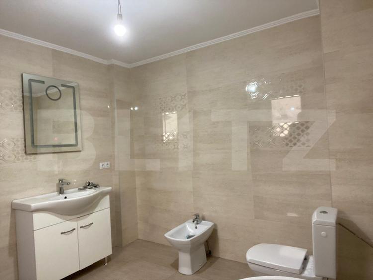 Casa P+E la rosu, teren de 71 ari, Salva