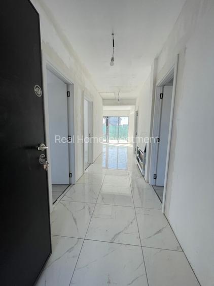Casa parter 4 camere - La intrare in Com.Berceni - 9