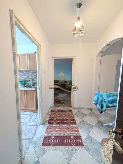 Apartament 3 camere decomandate, str.9 Mai