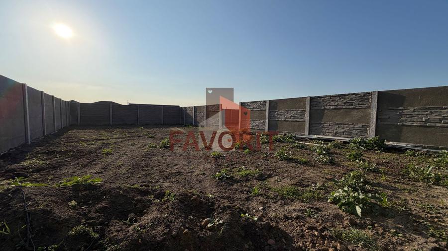 Duplex despartit prin CT | Toate utilitatile | Langa asfalt | Lidl