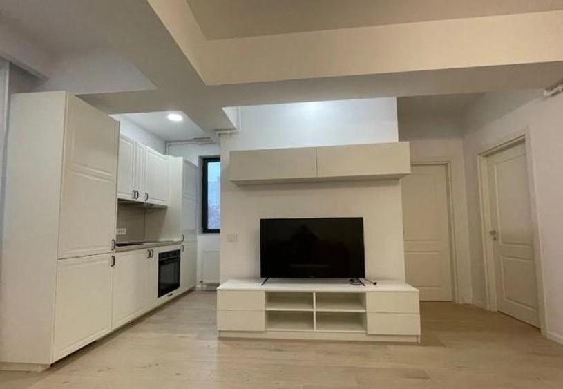 Apartament cu 3 camere, de inchiriat in Herastrau