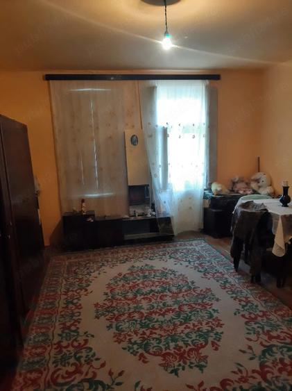 Casă de vânzare în Vălcani