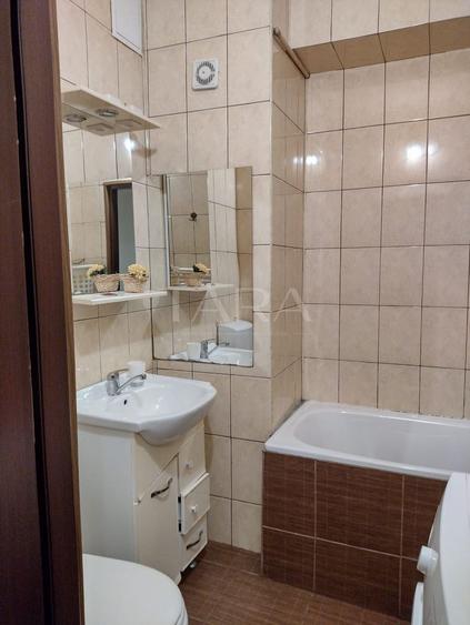 Apartament cu 2 camere, zona Gruia.
