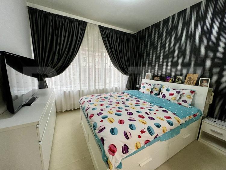 Casǎ cu 4 camere, zona Sânpetru