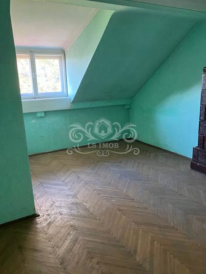 De vanzare Apartament cu 4 camere in casa/vila in Brasov-Blumana