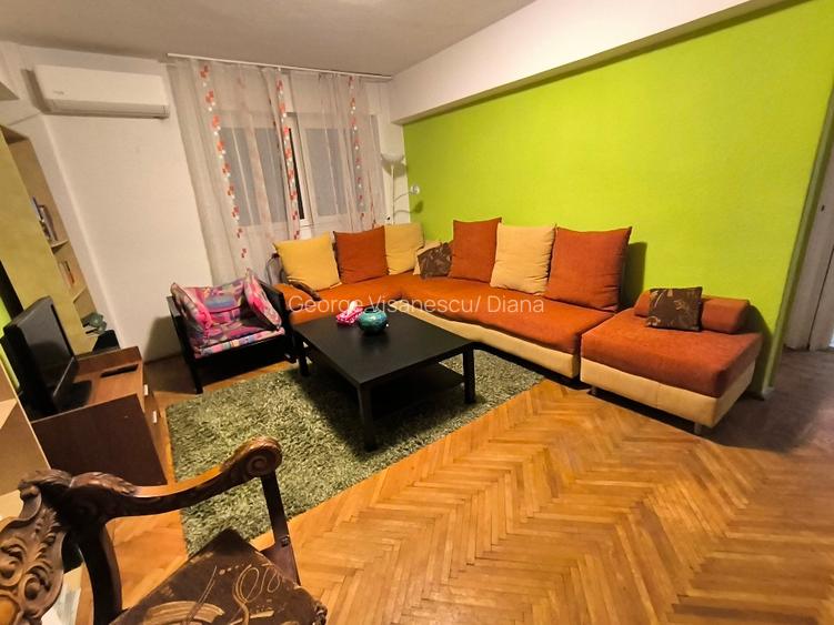 Piata Kogălniceanu Cișmigiu Izvor - 5