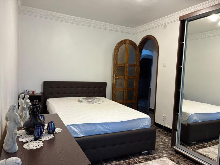 Apartament 2 camere, decomandat, mobilat si utilat - Nicolina