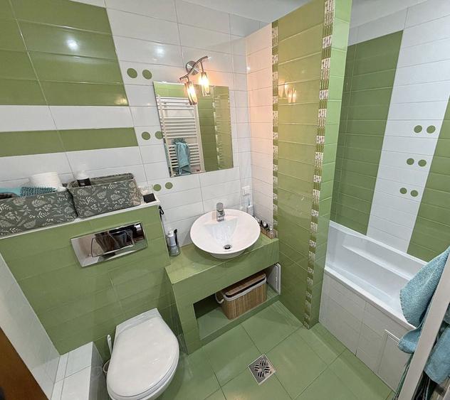 Apartament de vanzare cu 3 camere, in Alba Iulia