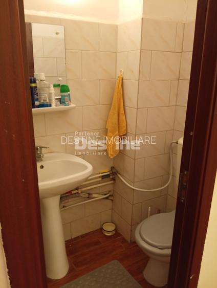 apartament decomandat 3 camere, cartier Rovine - 7