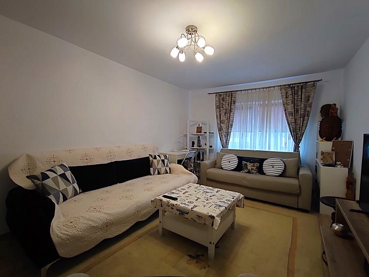 Apartament 2 camere de vanzare in Faleza Nord langa restaurantul Reyna