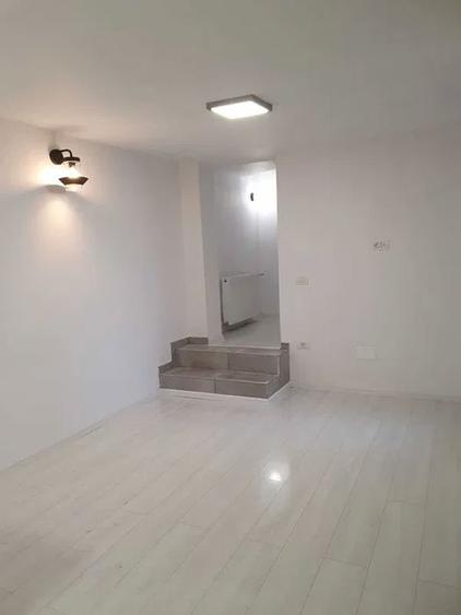 Central Gara de Nord Inchiriez casa 3 cam nemobilata recent renovata nou curte