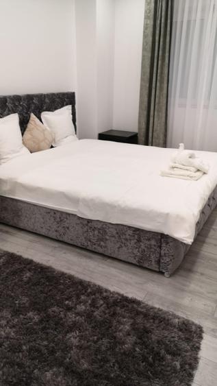 Apartament de inchiriat , 4 camere ,90 mp, zona Radauti
