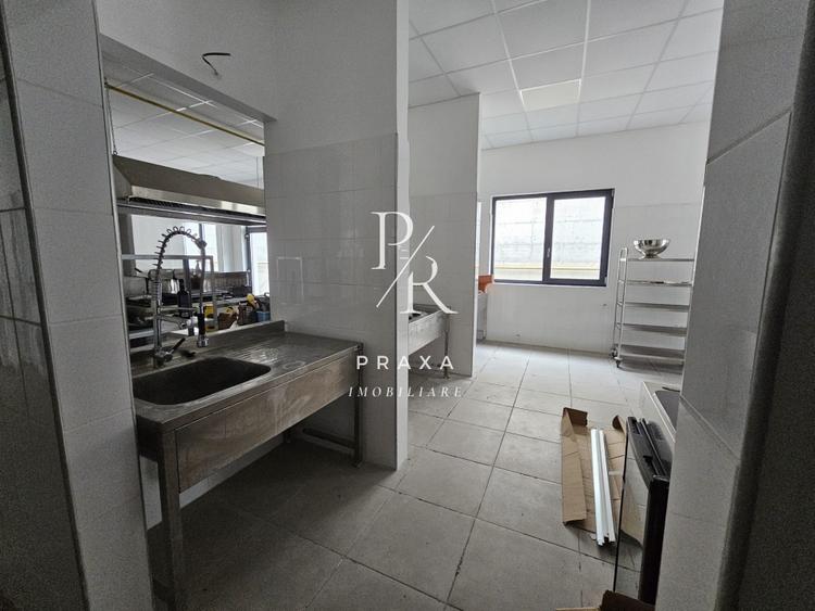EXCLUSIVITATE! Restaurant de vanzare, Mobilat/Utiliat, 565 mp,cu teren 5.000 mp!