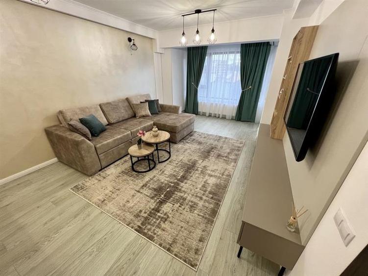 Inchiriere apartament 2 camere de LUX in Plopilor- zona Platinia Mall, Cluj Napo