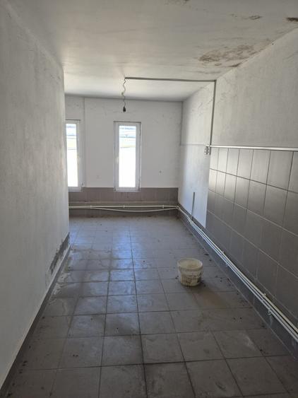 PROPRIETAR-Vand spatiu comercial, Calarasi