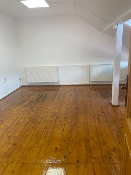 Eroii Revolutiei - Tineretului - VILA - 5 camere - pret 1500 euro
